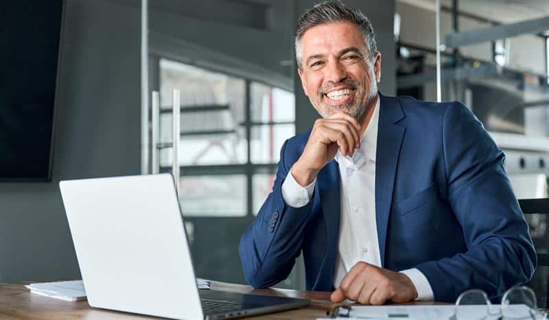 about us brokers header+scenarios